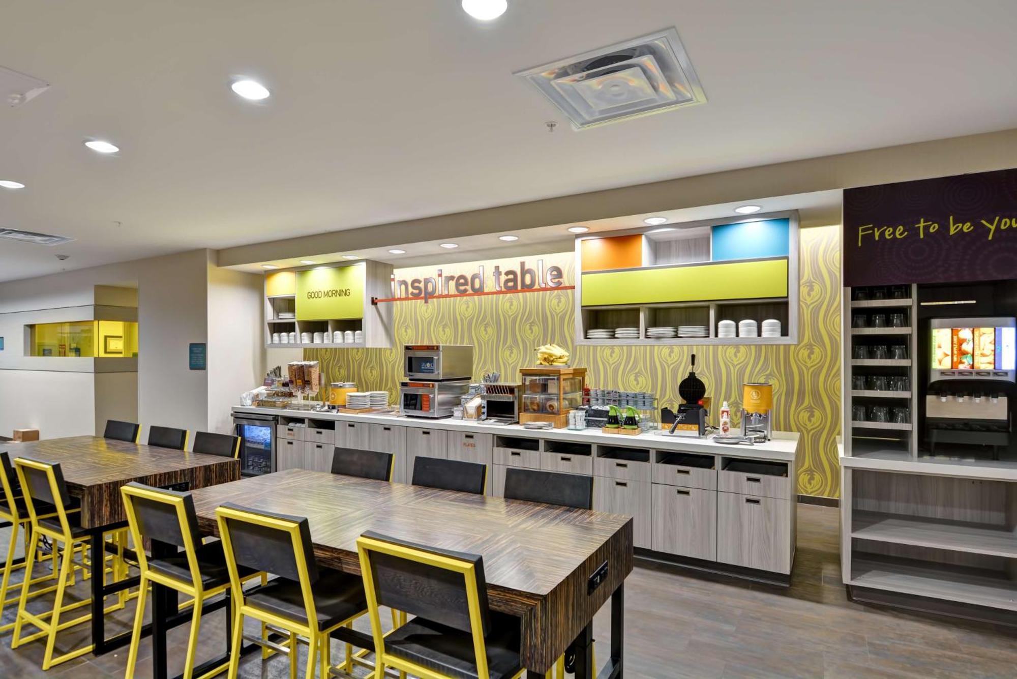 Home2 Suites By Hilton Tampa Usf Near Busch Gardens Buitenkant foto